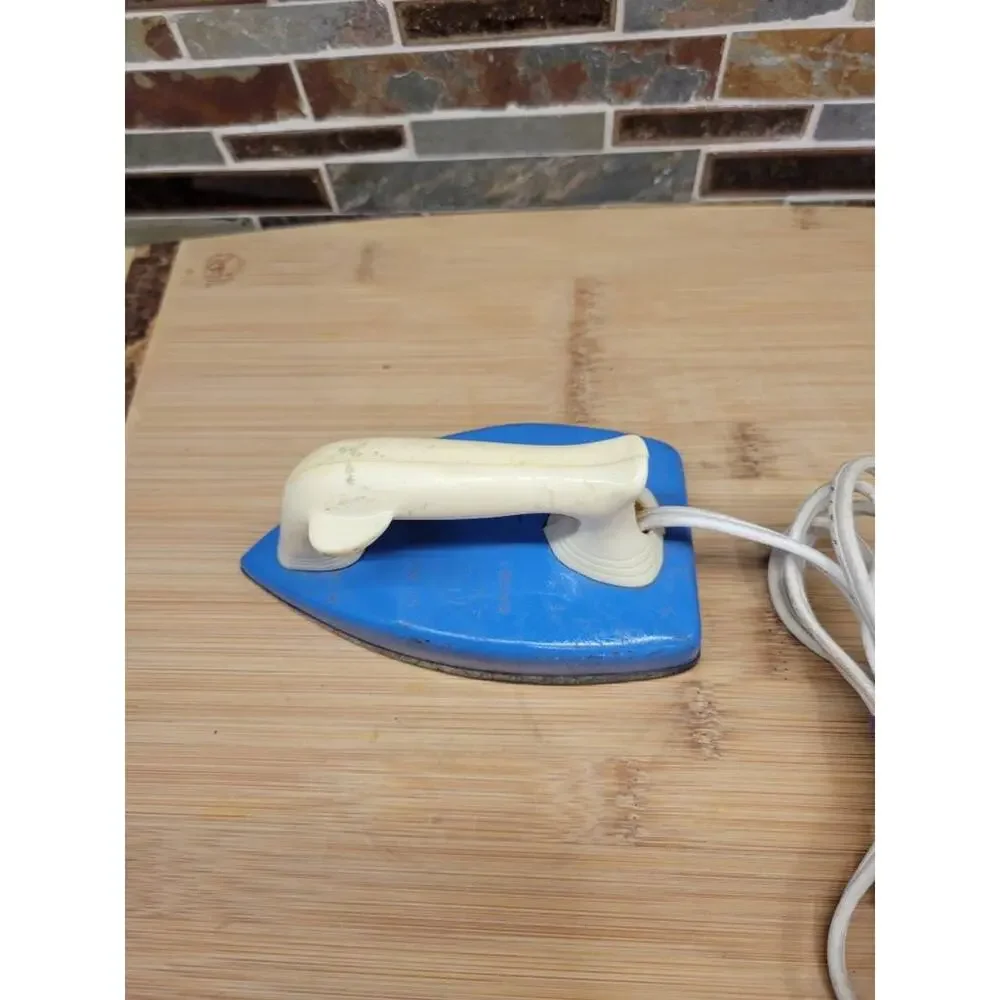 Vintage 1950s Barby Jo Electric Toy Iron Blue White S.P.C. Childrens Decor